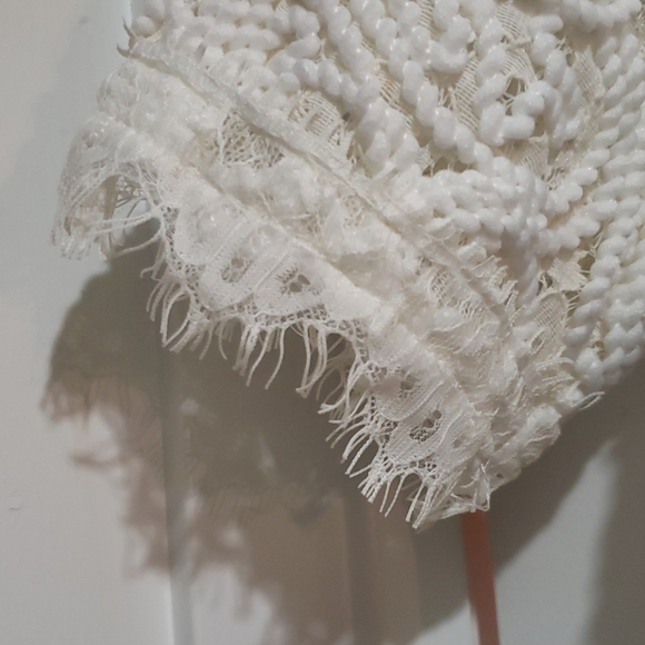 Crop Top - Picture 5 of 7